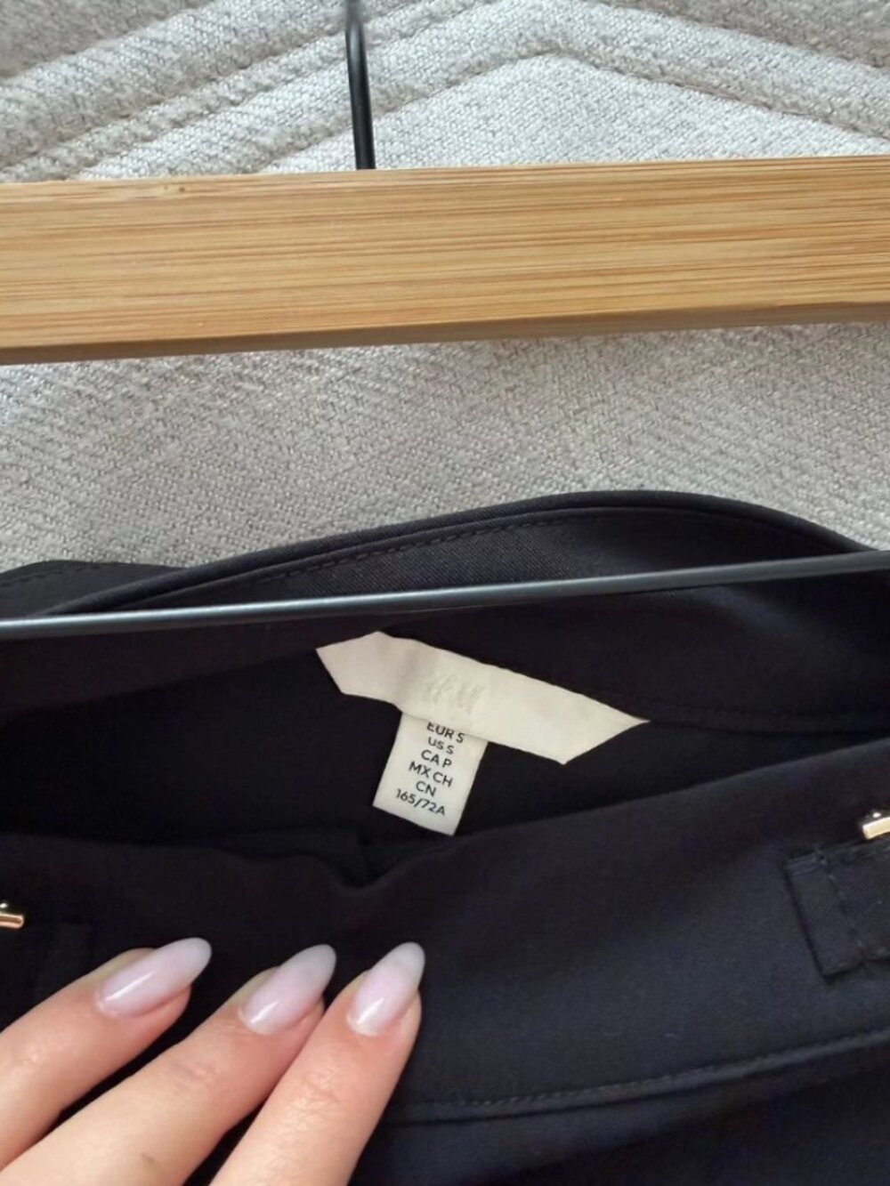 Black High Waisted Flared Mini Skirt Pleated A-Line - Picture 2 of 3